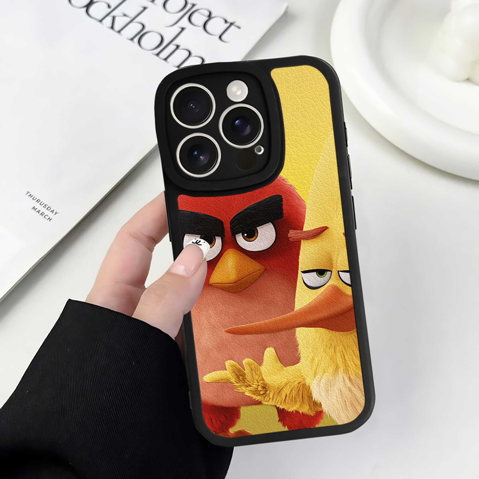 （画像用） Angry Birds アングリーバード 【iPhone 16シリーズ対応】シリコンスマホケース（レザー調） 材質：シリコン